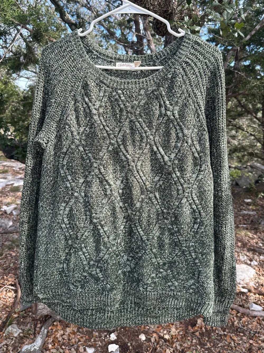 Knit sweater - Picture 1 of 8